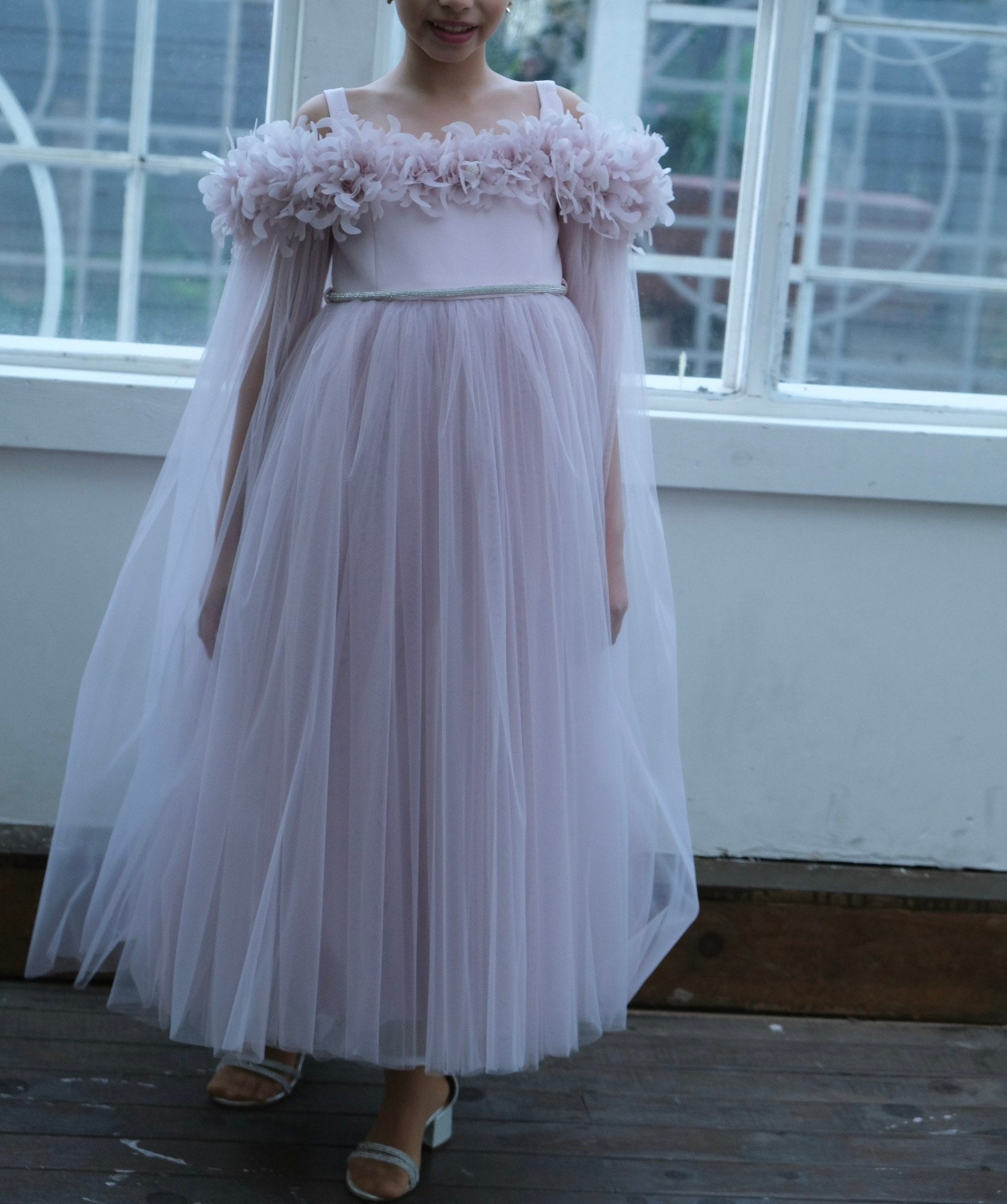 Maxi lilac flower girl dress
