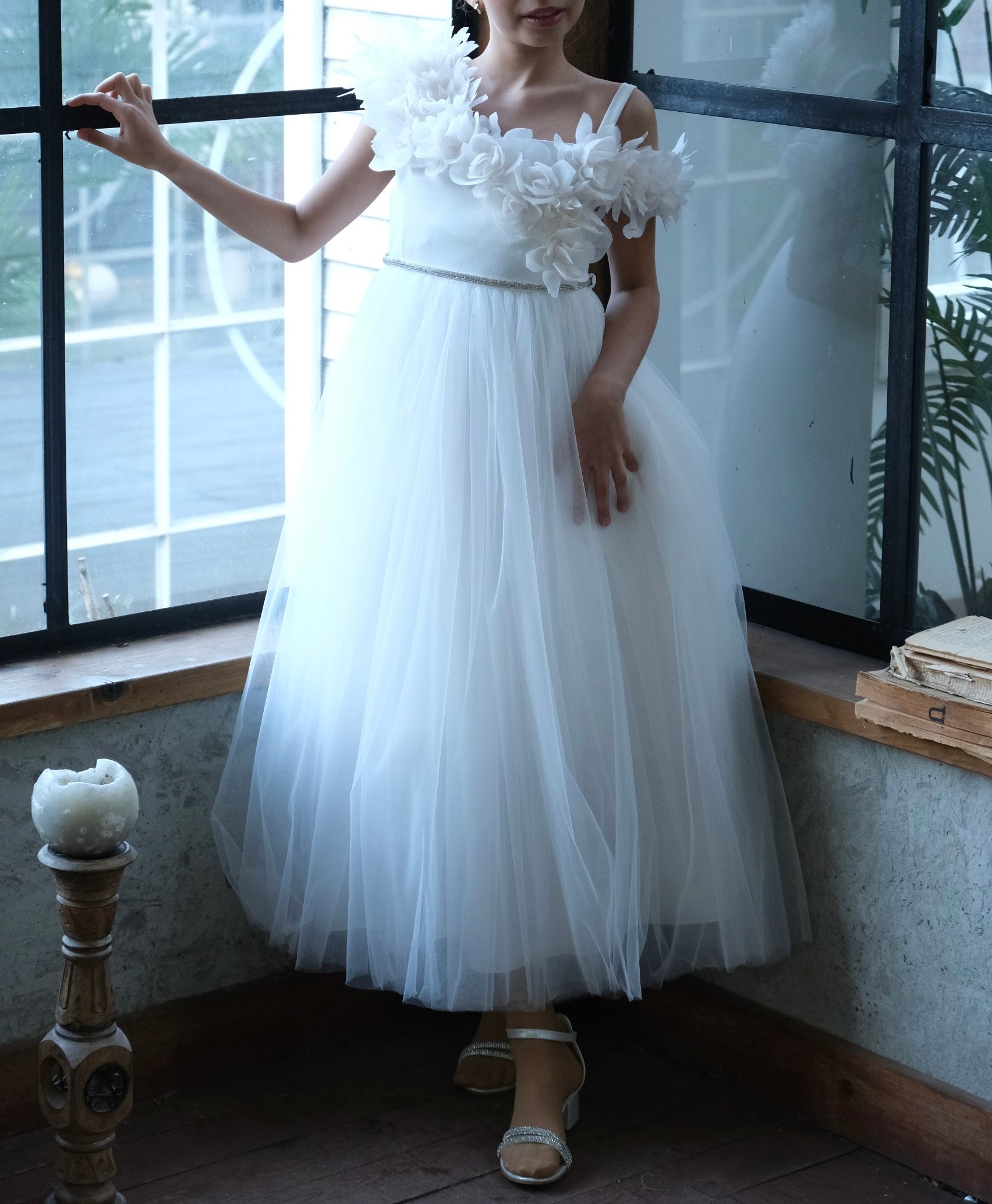 Lace flower girl dress