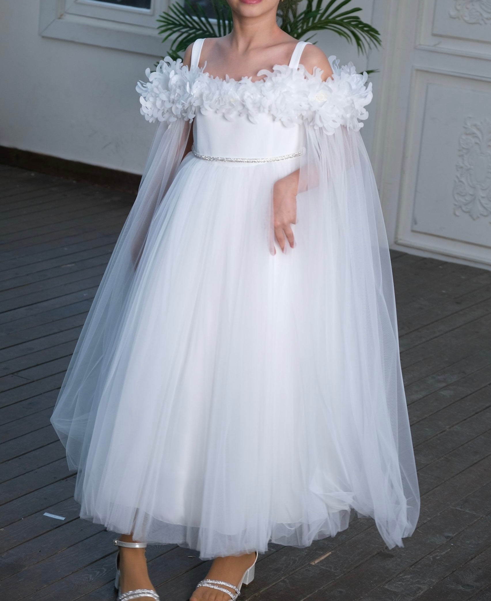 Maxi white flower girl dress