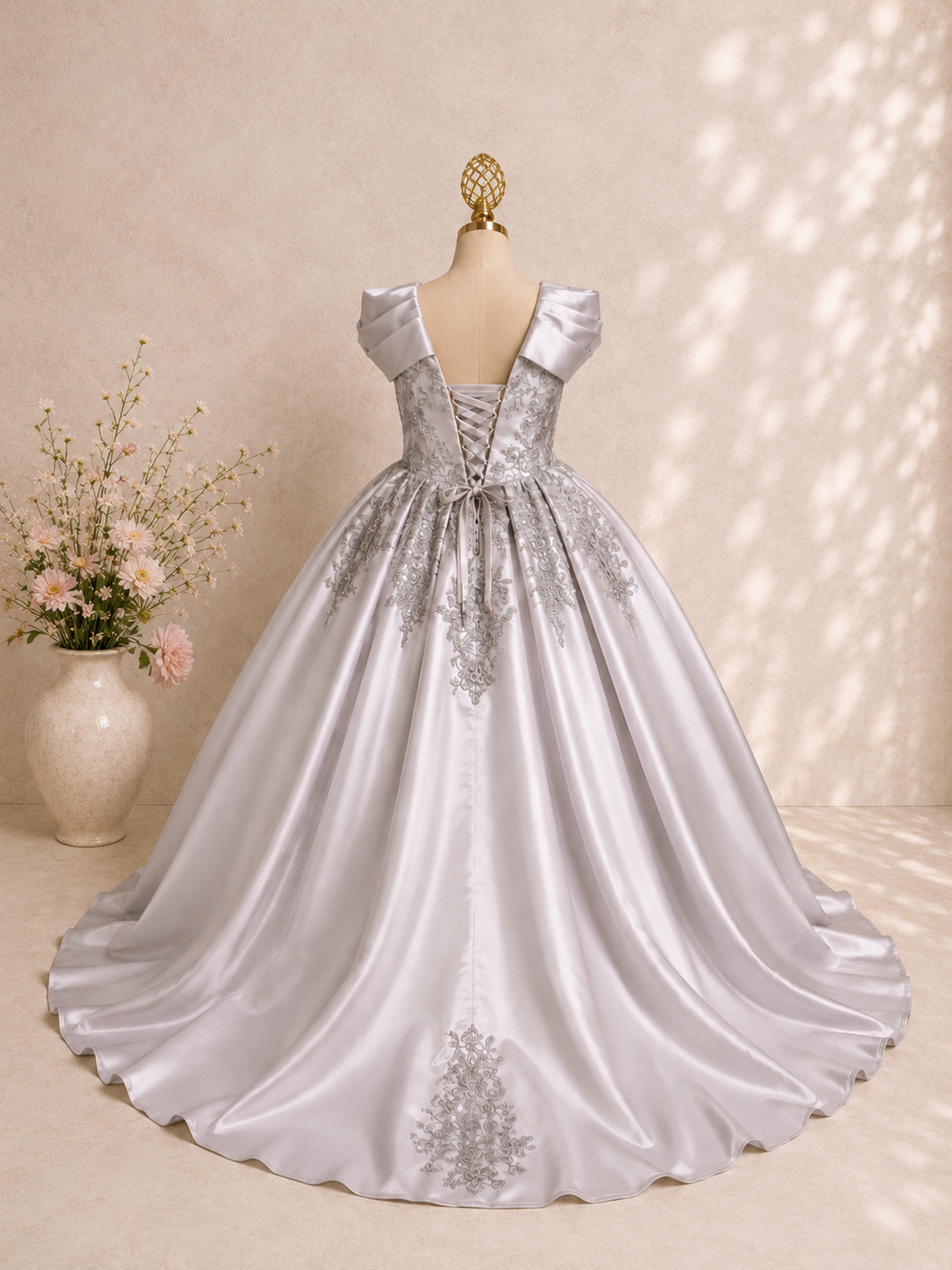 Silver whisper