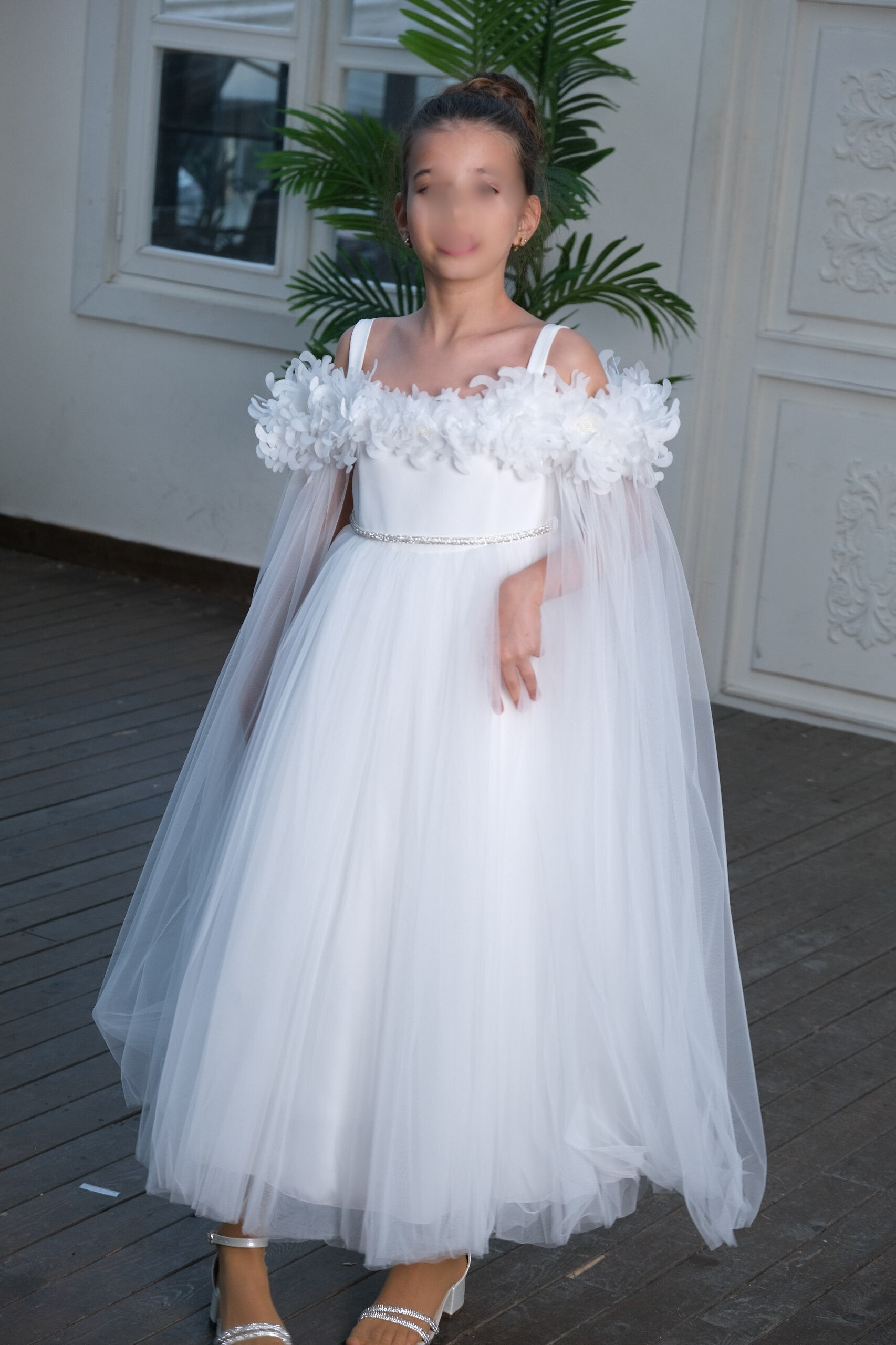 Maxi white flower girl dress